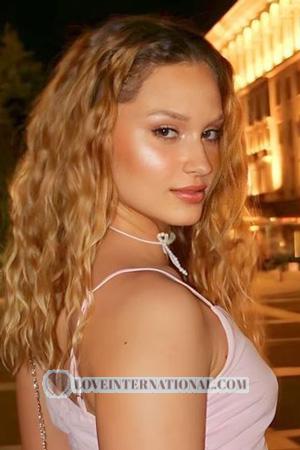 228860 - Anna Alter: 22 - Ukraine