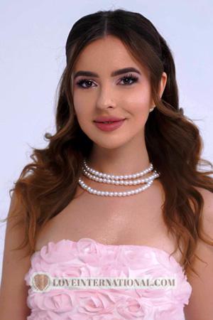 228945 - Olena Alter: 29 - Ukraine