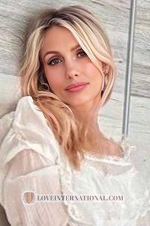 229302 - Oksana Alter: 51 - Ukraine