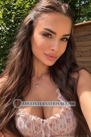 229395 - Diana Alter: 20 - Ukraine