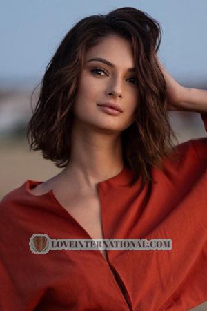 229404 - Lina Alter: 35 - Ukraine