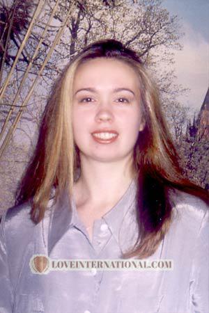 53716 - Anna Alter: 34 - Russia