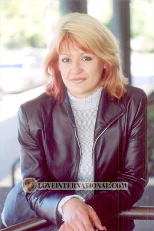 54801 - Elena Alter: 37 - Russia