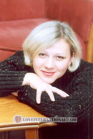 55853 - Anna Alter: 39 - Russia