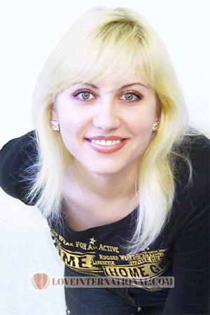 61526 - Marina Alter: 27 - Ukraine