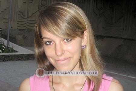65340 - Olga Alter: 23 - Ukraine
