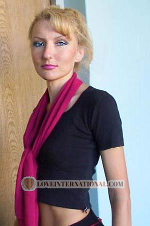 65749 - Luda Alter: 38 - Weißrussland