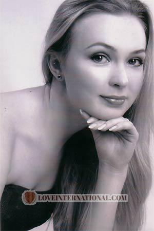 70533 - Svetlana Alter: 32 - Russia