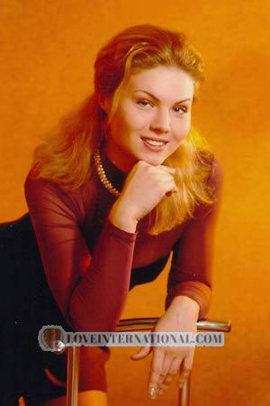 76112 - Renata Alter: 28 - Russia