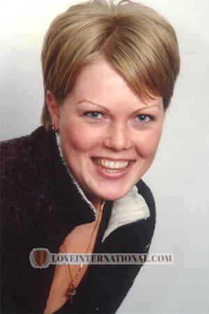 76370 - Anastasia Alter: 22 - Russia