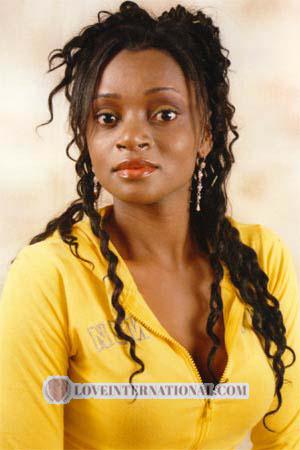 79702 - Maria Yuliza Alter: 30 - Kolumbien