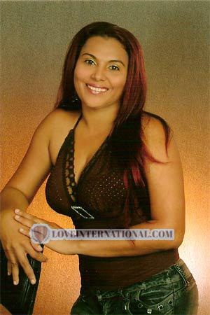 83710 - Esmeralda Alter: 42 - Kolumbien