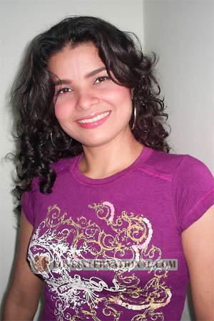 86770 - Aide Alter: 27 - Kolumbien