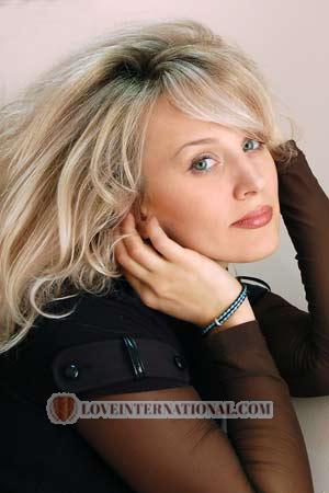 90199 - Aleksandra Alter: 33 - Ukraine