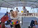 cartagena-women-boat-1104-57